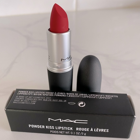NWT MAC Werk, Werk, Werk Powder Kiss Lipstick - Picture 1 of 3